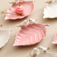 Petite assiette à collation pour oiseaux, plateau de rangement pour bijoux en porcelaine, style japonais, organisateur créatif et mignon, porte-savon de forme irrégulière, léger