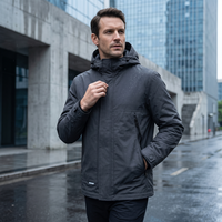 Veste Softshell Imperméable Respirante Réfléchissante à Capuche Longue Col Montant Zippée en Coton Style Urbain Streetwear Vente en Gros Usine