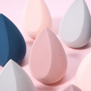 Oferta Especial 2 en 1 Esponja de Maquillaje Lavable en Forma de Corazón Sin Látex A80178, Borla de Maquillaje de Polvo Marshmallow con Logotipo Personalizado - Product Image 4