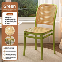 Chaise en rotin plastique écologique, légère, empilable, imperméable et durable pour l'extérieur, la terrasse, le jardin et la salle à manger