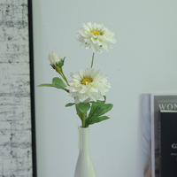 Branches artificielles de marguerites et de tournesols pour accessoires photo de mariage, décoration intérieure, ornements photographiques, vente en gros directe d'usine, personnalisation sur mesure