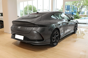 L6 IM รถไฟฟ้าบริสุทธิ์5ประตู5ที่นั่ง5ที่นั่งรถ SUV 688กม. รถจีนความเร็วสูง - Product Image 6