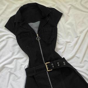 เดรสยีนส์ทรงเข้ารูปแขนสั้นสไตล์เรโทรสุดเซ็กซี่สำหรับสาวฮอต คอลเลคชั่นใหม่รับซัมเมอร์ ช่วยกระชับสัดส่วนช่วงเอว - Product Image 4