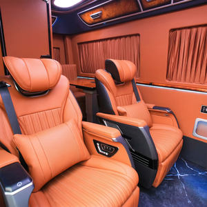Fourgonnette de luxe Mercedes-Benz Sprinter personnalisée avec cloison, <span class=keywords><strong>TV</strong></span>, plafond ciel étoilé et toit surélevé <span class=keywords><strong>pour</strong></span> un intérieur exécutif VIP - Product Image 4