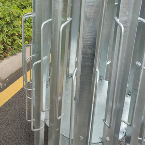 Portabiciclette verticale per montaggio a <span class=keywords><strong>parete</strong></span> rotante autoportante per interni in acciaio per 16 bici - Product Image 2