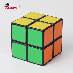 Juguetes Educativos de plástico, Cubo de rompecabezas personalizado, cubo mágico, 2x2, producto en oferta