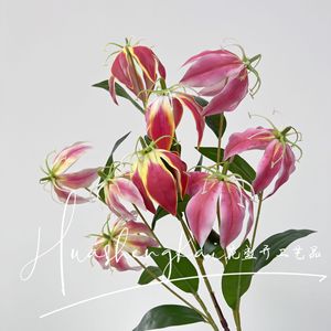Flame Lily Artificial <b>Flower</b> <b>Single</b> Branch Silk High Simulation Wedding Decoration Modern Style - Product Image 1