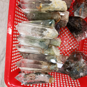 Bán Buôn Chất Lượng Tốt 6-15 Cm Đánh Bóng Sáng 100-<span class=keywords><strong>400</strong></span> G Phantom Thạch Anh Điểm Đáy Nguyên Tự Nhiên Vườn Thạch Anh Pha Lê Tháp - Product Image 2