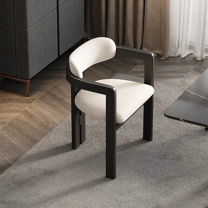 Italian Simple Solid Wood Dining Chair
