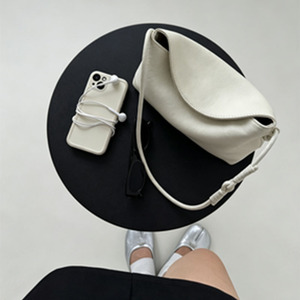 Sac à bandoulière Zenos en cuir de vachette pleine fleur, modèle Cloud Dumpling, nouvelle collection 2026 pour femme - Product Image 4
