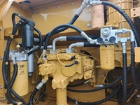 Excavatrice d'occasion CAT 320D2 bien entretenue, faible nombre d'heures de fonctionnement, moteur et système hydraulique d'origine