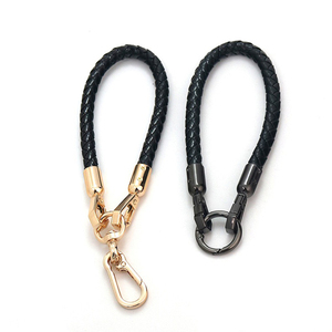 <span class=keywords><strong>Cordon</strong></span> court en PU pour téléphone, tressé, pour <span class=keywords><strong>homme</strong></span>, accessoires de remplacement pour téléphone, <span class=keywords><strong>cordon</strong></span> porte-clés, bracelet de suspension en métal noir pour téléphone - Product Image 2