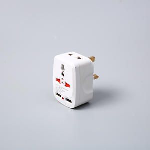 Adaptador de viaje universal E823, enchufe británico, doble toma USB con luz indicadora, cargador rápido, 100-240V, 18W, material ABS - Product Image 1