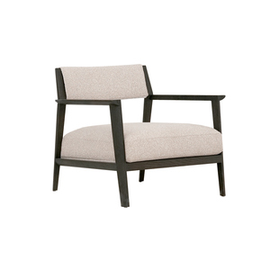 Sillón Clásico Personalizable Hecho a Mano con Tapicería de Tela Bouclé y Estructura de Madera Maciza - Product Image 4