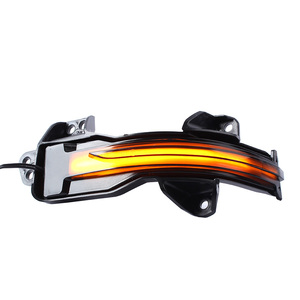 ไฟเลี้ยวแบบไดนามิก LED สำหรับกระจกมองข้าง รุ่น Flowing Water Car Smoked สำหรับ Amaze Vezel CR-V City Brio HR-V BR-V - Product Image 6
