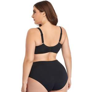 طقم حمالة صدر وسروال داخلي من الدانتيل المثير بمقاسات كبيرة ومخصص للبيع بالجملة، ملابس داخلية نسائية تقليدية - Product Image 6