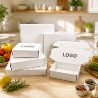 Boîte d'expédition en carton ondulé blanc avec impression du logo de la marque pour l'emballage de cosmétiques, de bijoux, d'articles faits à la main, de petits articles, d'emballage e-commerce