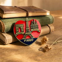 Aimant de réfrigérateur en métal personnalisé en forme de cœur, relief 3D, émail rouge, Paris France, Tour Eiffel, Arc de Triomphe, souvenir, cadeau