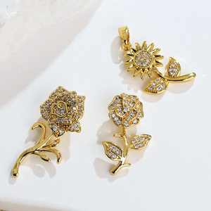Bán buôn Brass Flower Charms Bộ sưu tập với Zircon men điểm nhấn tùy chỉnh quyến rũ đối với trang sức làm - Product Image 2