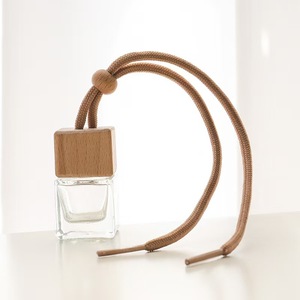 Mini botellas difusoras de coche colgantes reutilizables transparentes personalizadas, capacidad de 6ml, 8ml, 15ml con tapa de madera y sellado de pulverizador de bomba - Product Image 3