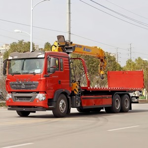 Camión de Remolque HOWO TX de 10 Toneladas con Plataforma Deslizante, Grúa Plegable, Transportador de Autos, Vehículo de Rescate 6x4, Camión de Remolque con Plataforma Plana y Grúa Articulada - Product Image 2