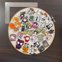Prix d'usine, haute qualité, en gros, épingles de chapeau et épingles de revers en métal émaillé aléatoire, bijoux broches gothiques d'Halloween
