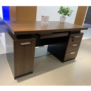 1,4 M <span class=keywords><strong>popular</strong></span> tamaño pequeño proveedor de China al por mayor MDF muebles de escritorio de oficina de diseño para el escritorio del personal - Product Image 3