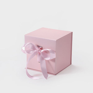 Custom Wholesale Boxes Small Cube Pink Magnetic Luxury Candle Jar with Cardboard Box for Candle