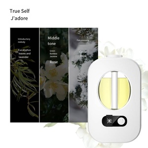 Humidificateur domestique intelligent USB caractéristique <span class=keywords><strong>d</strong></span>'aromathérapie Machine de pulvérisation automatique portable Types de parfums variés respectueux de l'environnement - Product Image 3