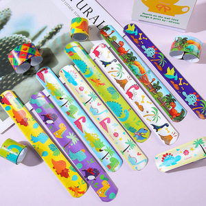 Bracelets claquant <span class=keywords><strong>Dinosaures</strong></span> pour garçons, jouets du <span class=keywords><strong>monde</strong></span> animal, en plastique et peluche, petits cadeaux pour la vente en gros - Product Image 5