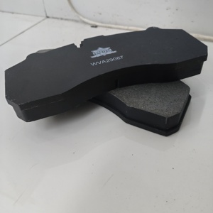 Plaquettes de frein céramiques à faible teneur en métal NAO WVA29325 29330 pour <span class=keywords><strong>Volvo</strong></span> FH16 <span class=keywords><strong>460</strong></span> et Renault Trucks Magnum 460DXi - Product Image 2