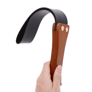 Frusta in Legno Massello e Pelle PU per Giochi SM, Addestramento, Punizione, Spanking e Dispositivi di Tortura - Product Image 1