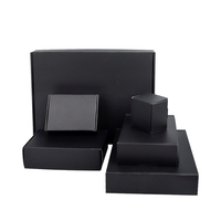 Boîtes d'impression de luxe Boîte d'emballage pliante en carton ondulé pour vêtements Boîtes postales d'expédition personnalisées avec emballage avec logo