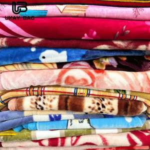 Manta de Dormir Cálida y Cómoda de Invierno de Primera Calidad, Venta al por Mayor de Fábrica, Ropa Usada de Marca, Alta Calidad - Product Image 3