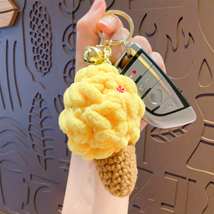 Llavero de Ganchillo Hecho a Mano 3D de Helado, Bonito Colgante de Lana Tejida de Dibujos Animados para Bolsos, Pequeño Regalo para Niñas al por Mayor - Product Image 3