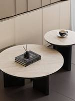 Table basse en bois massif de style cabane minimaliste moderne avec plateau en travertin ; Table d'appoint vintage ; Salon, maison