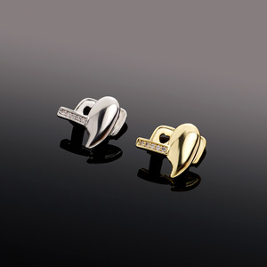 Grilles canines Zircon dentaire préfabriquées plaqué or 2 dents supérieures diamants zircone cubique Premium K9 dents en métal en laiton <span class=keywords><strong>Vampire</strong></span> Grillz - Product Image 5