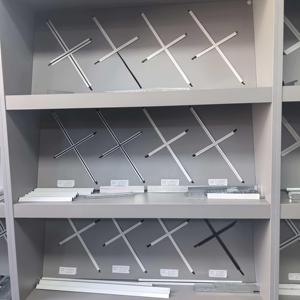 Système de grille de plafond peinte en acier galvanisé, profilés principaux et transversaux, taille personnalisée, grille de plafond ignifuge pour <span class=keywords><strong>la</strong></span> construction de bureaux - Product Image 5