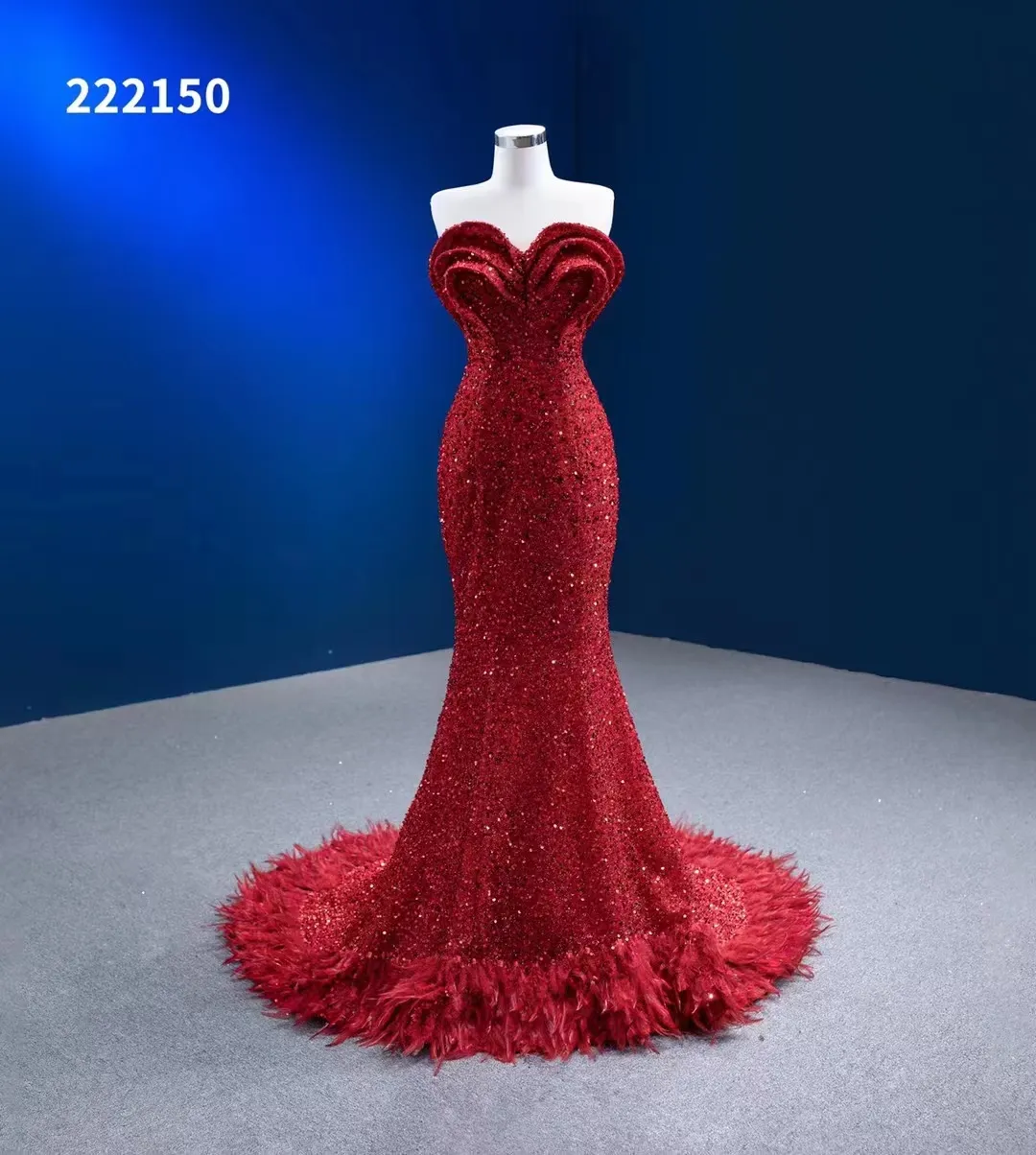 Feishiluo abito da sera Sexy a sirena rossa abito da ballo senza maniche con perline e piume di lusso per abito da festa da donna
