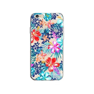 花朵设计手机保护套为 iPhone 11，TPU 手机壳