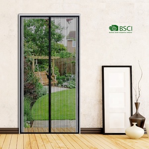 Porta zanzariera per porta con schermo a rete magnetica - Product Image 1