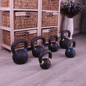 China Proveedor de oro Gimnasio Kettlebell Hierro fundido Recubierto de polvo negro para ejercicio de fuerza - Product Image 6