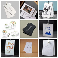 Étiquette volante en carton ivoire avec logo personnalisé, conception universelle pour vêtements, étiquette de marque pour vêtements, bagages, sacs, bijoux et accessoires