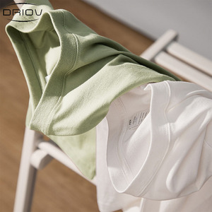 เสื้อยืดสีขาวพิมพ์ลายคุณภาพสูง 230gsm แบบเรียบ ยูนิเซ็กซ์ ขายส่ง เสื้อยืดผ้าฝ้าย 100% เสื้อยืดสั่งทำสำหรับผู้ชาย - Product Image 3