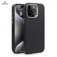 Étui de luxe en fibre de carbone et cuir pour iPhone 17, coque de téléphone OEM/ODM en carbone