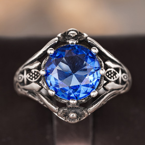 Bague texturée vintage avec pierre précieuse bleue pour femme, bijou de doigt de style gothique - Product Image 5