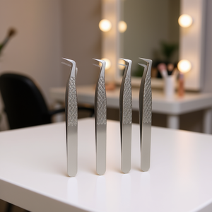 Pinzas para Pestañas Regal Three Lash, Acero Inoxidable, Curva en J, Precisión, Uso en Salón de Belleza, Logotipo Personalizado, Servicio OEM - Product Image 2