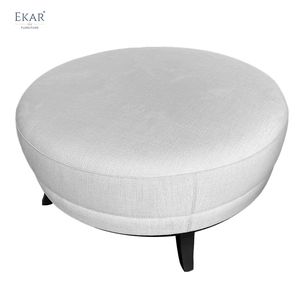EKAR <span class=keywords><strong>Luna</strong></span> Luxe Pouf personnalisé | Sièges de luxe personnalisables pour les maisons modernes - Product Image 1