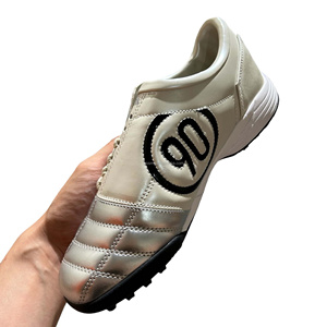 Venta al por Mayor en China, Zapatos <span class=keywords><strong>de</strong></span> Fútbol para Hombre TOTAL 90, Zapatos <span class=keywords><strong>de</strong></span> Fútbol <span class=keywords><strong>de</strong></span> Alta Calidad para Césped Artificial, <span class=keywords><strong>Botas</strong></span> <span class=keywords><strong>de</strong></span> Fútbol para Entrenamiento, Zapatos <span class=keywords><strong>de</strong></span> Futsal - Product Image 3
