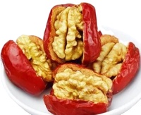 Groothandelsprijs Hoge Kwaliteit Zoete Smaak Chinese Gedroogde Rode Dadels Jujube Gemengd met Walnoten Fruit Snack Gedroogd Fruit